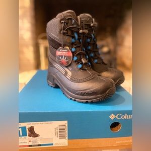 BNWB*COLUMBIA YOUTH BUGABOOT PLUS OMNI-HEAT